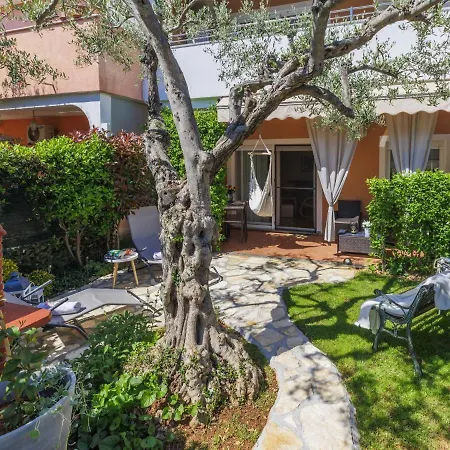 Tea By Interhome Murine